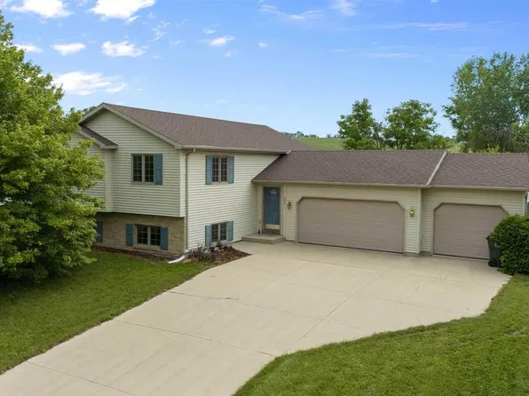 3044 Mounds View Road, Blue Mounds, WI 53517