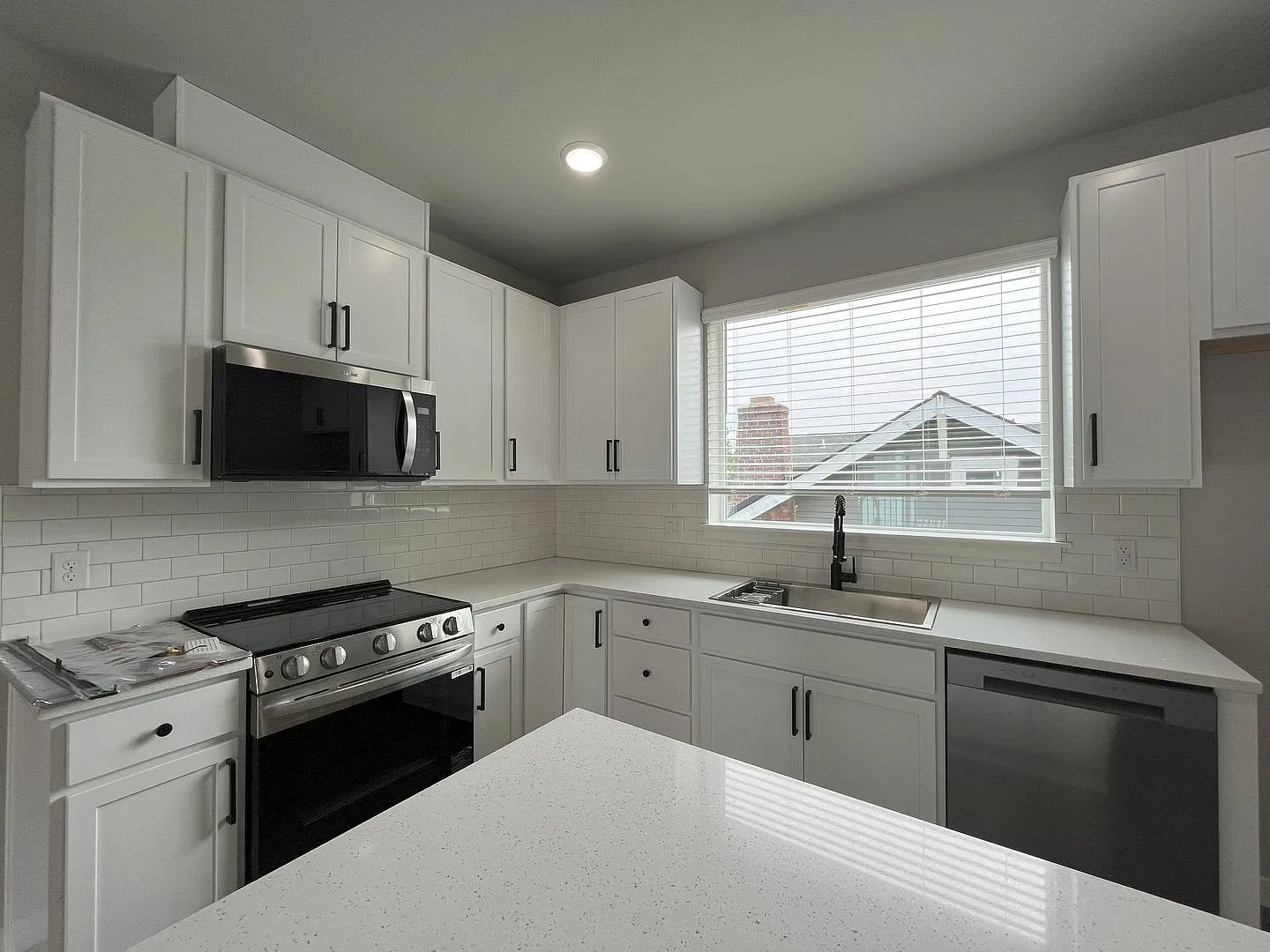 Luxury Living with Granite Counters & Stainless Steel Appliances — Photo 1