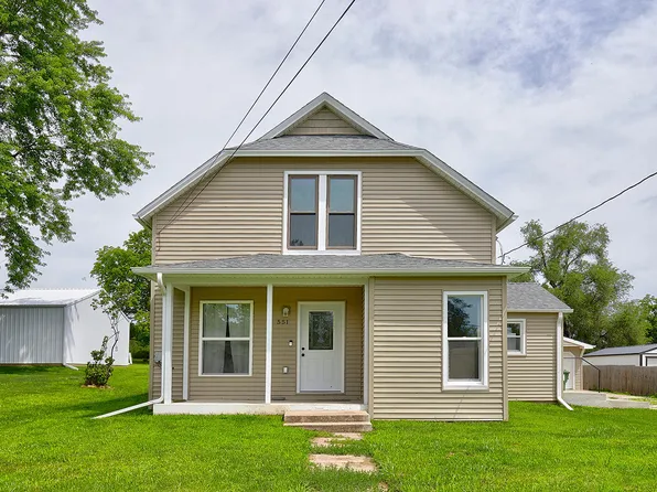 551 Long St, Patterson, IA 50218