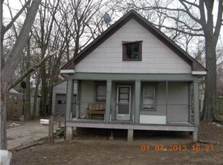 110 S Ralston St, Sugar Creek, MO 64054