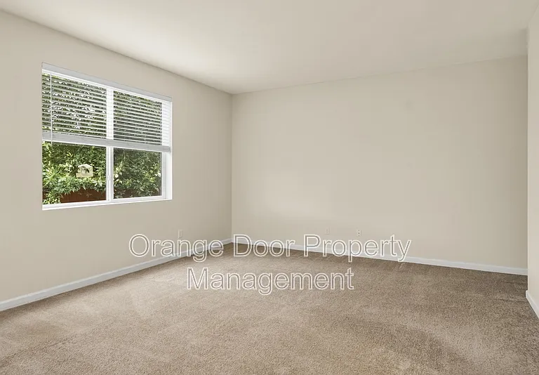 2306 165th St E — Photo 22
