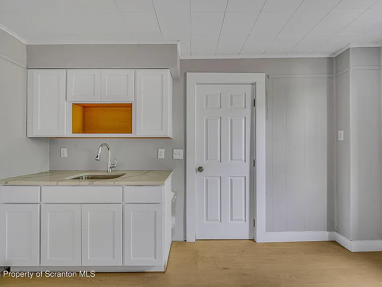 958 Ridge Ave #2 — Photo 15