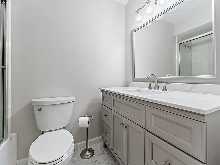2905 Fairway Dr N — Photo 36