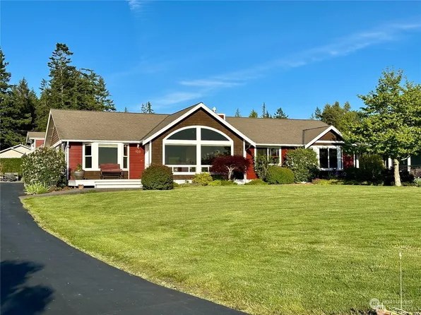 920 Karen Ann Drive, Camano Island, WA 98282