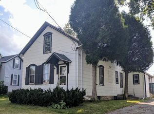 950 N 8th St, Manitowoc, WI 54220