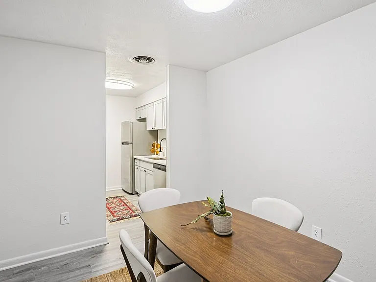 Dwell @ 750 — Photo 12