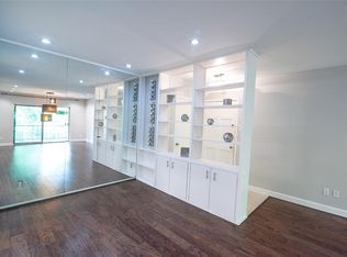 2238 S Piney Point Rd APT 209, Houston, TX 77063