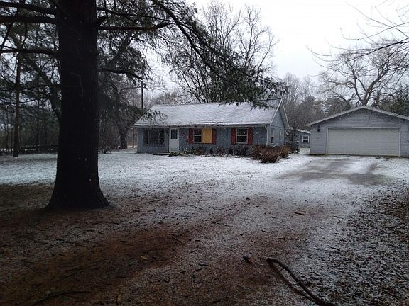 3rd image of 544 Woodside Dr