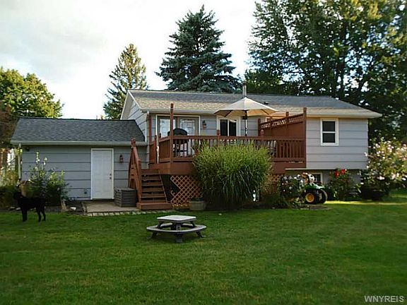 2nd image of 11078 Jane Dr