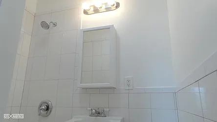 Rented by SLR REAL ESTATE