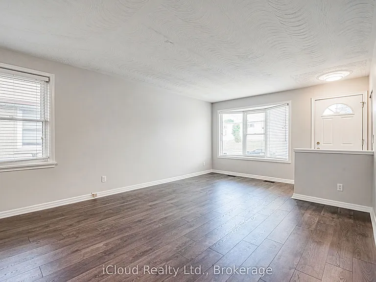 443 Emerald Ave #MAIN — Photo 7
