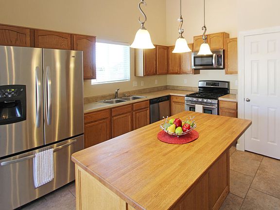 2nd image of 4540 N Deer Springs Dr