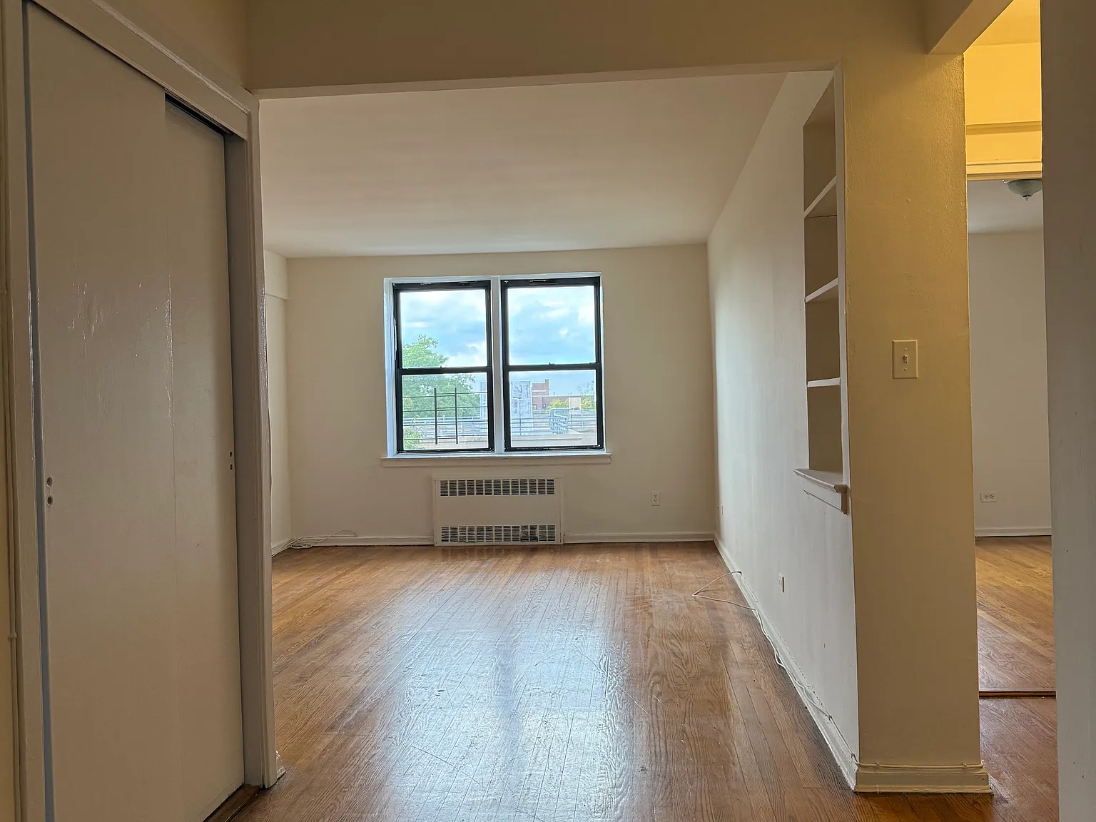 1 bed, 750 sqft, $2,200 — Photo 1