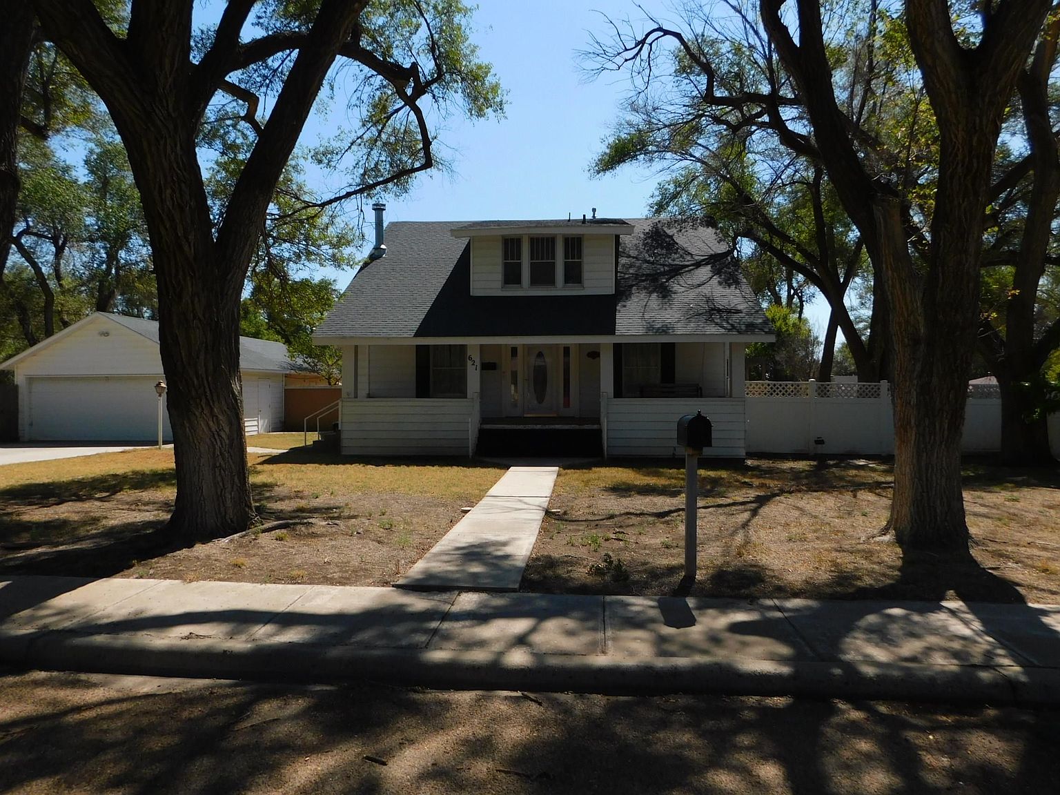 621 NW 5th St, Guymon, OK 73942 Zillow