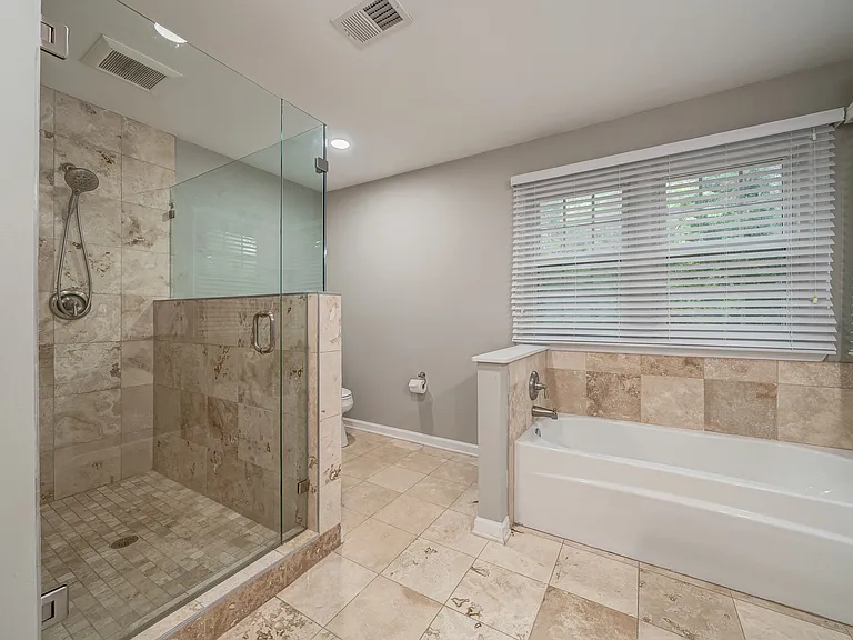 1219 Rowland Dr — Photo 34