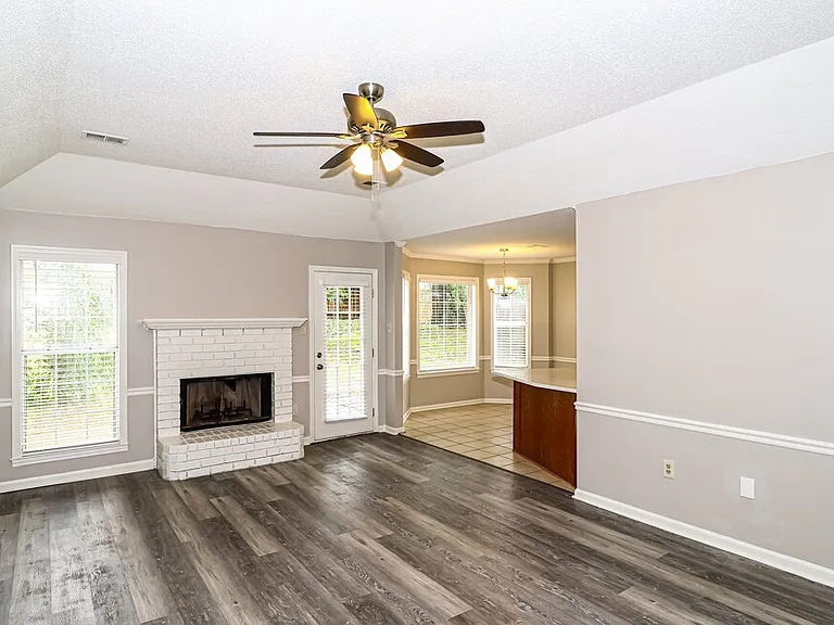 4046 Shady Mill Cv — Photo 4