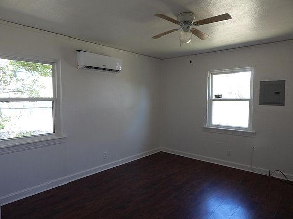 4th image of 1615 S Ong St APT A