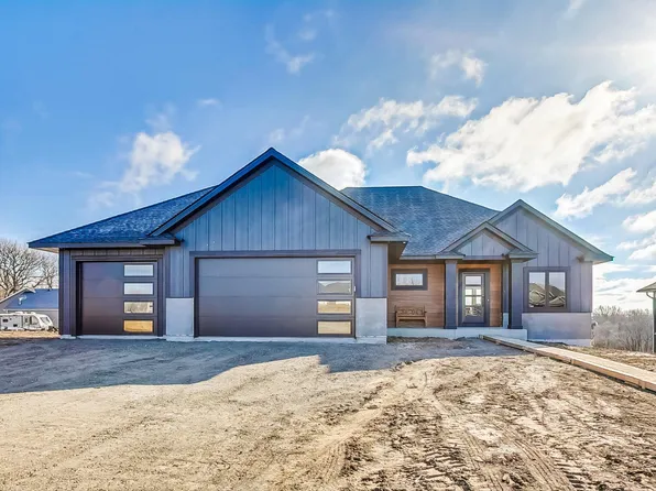 27261 Elle Cir, Elko New Market, MN 55020