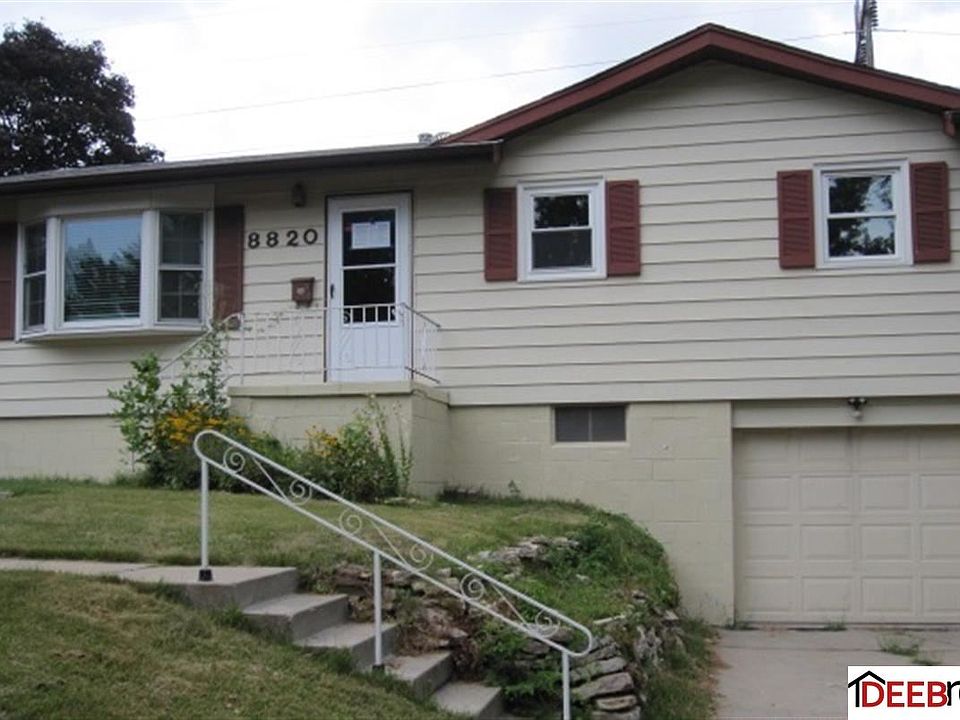 1st image of 8820 Valley View Dr