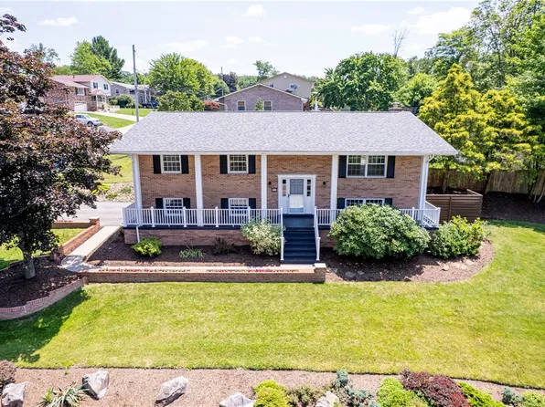 25 Nottingham Dr, Greensburg, PA 15601