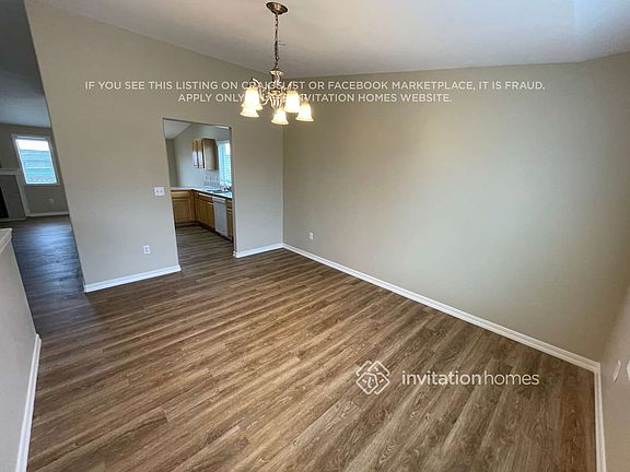 3rd image of 14624 80th Ave E