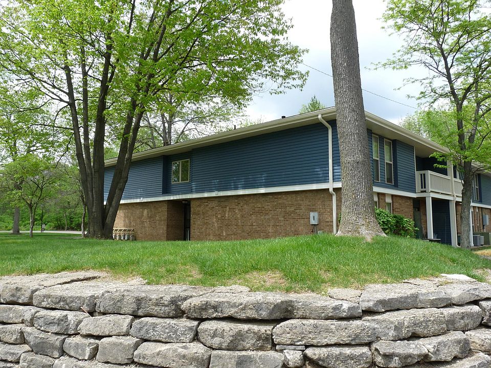 1st image of 4938 Maplecreek Dr APT J