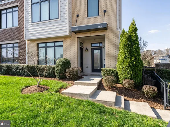 1400 Ribbon Limestone Ter SE Unit E-201, Leesburg, VA 20175