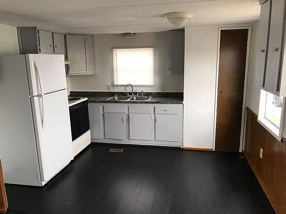 2nd image of 4251 Strobel Ln