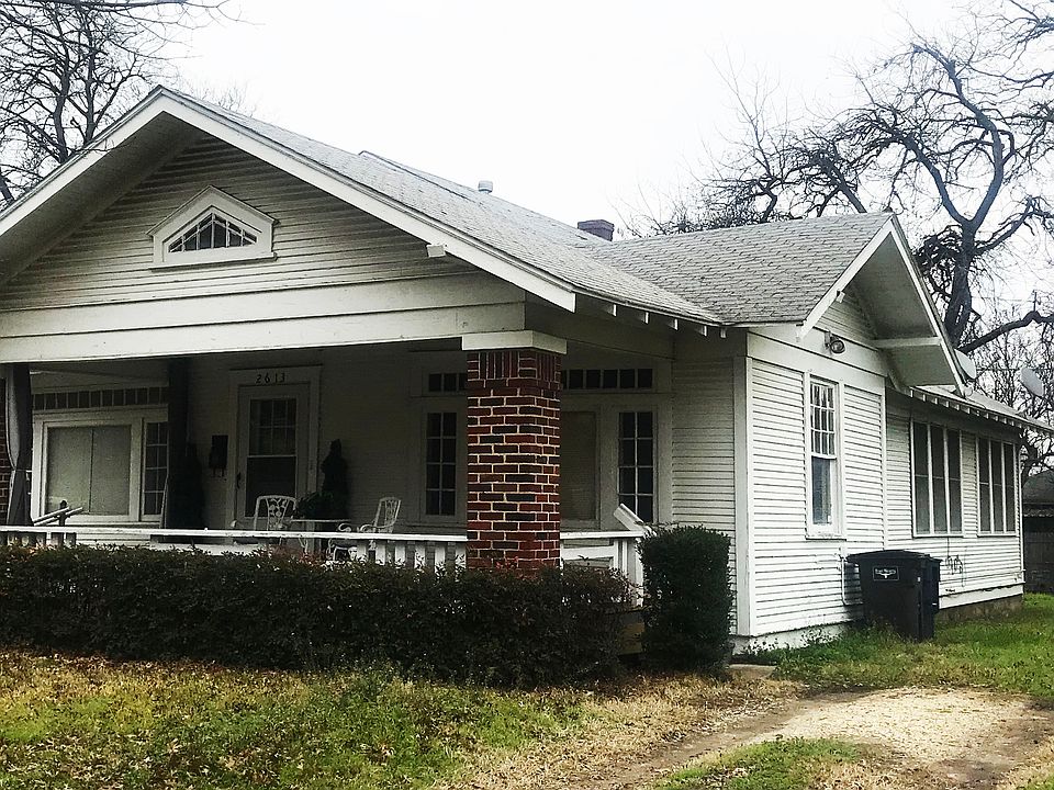 1st image of 2613 S Jennings Ave