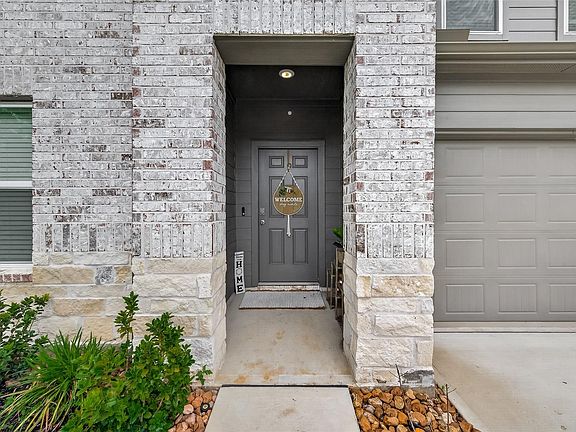 4th image of 24726 Shallow Cedar Ln