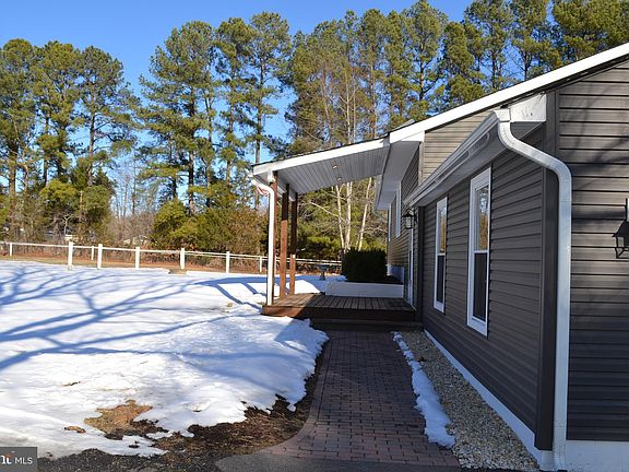 3rd image of 9532 Rapidan Dr