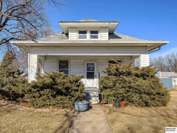 612 E 18th St, Fremont, NE 68025