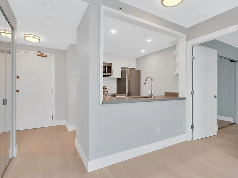 438 Seymour St #2503 — Photo 5