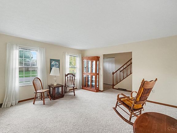 4th image of 8253 Lake Ridge Dr