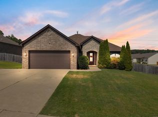 5709 Tumble Rock Ct, Bryant, AR 72022