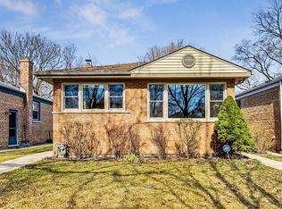 1507 Brummel St, Evanston, IL 60202
