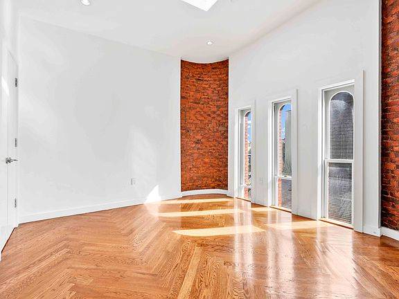 4th image of 875 Saint Marks Ave #3-A
