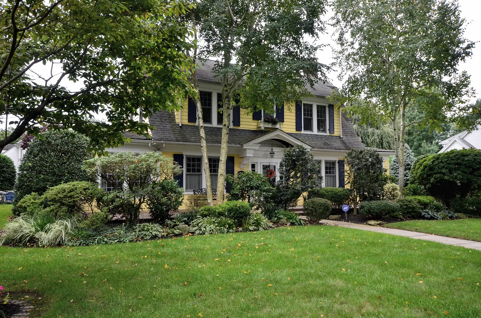 64 Elm Ave photo 1
