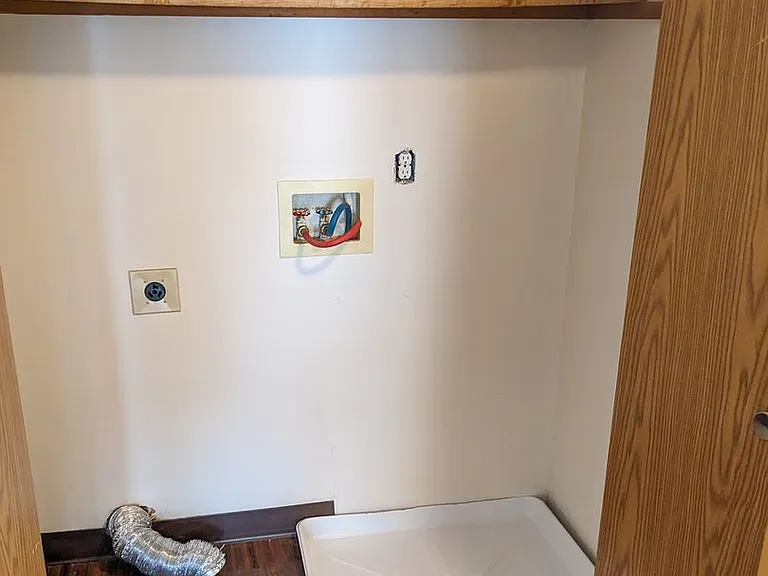 Silverwood Apartments — Photo 44