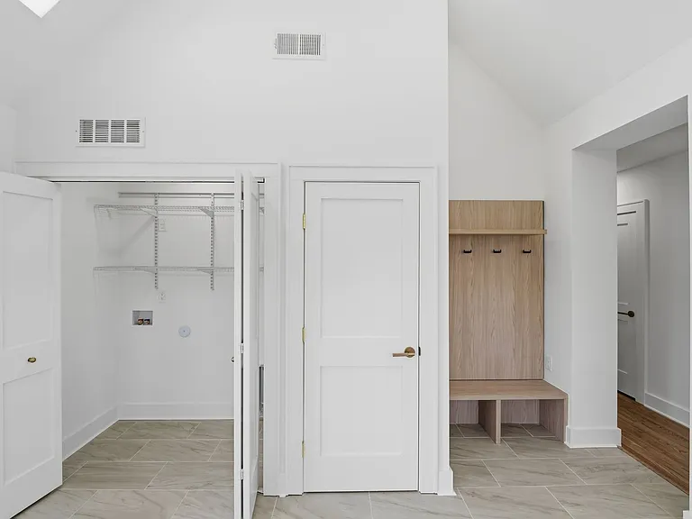 1838 Merriman Ave — Photo 23