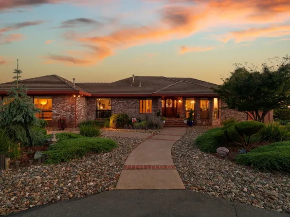 17234 Oak Rd, Jackson, CA 95642