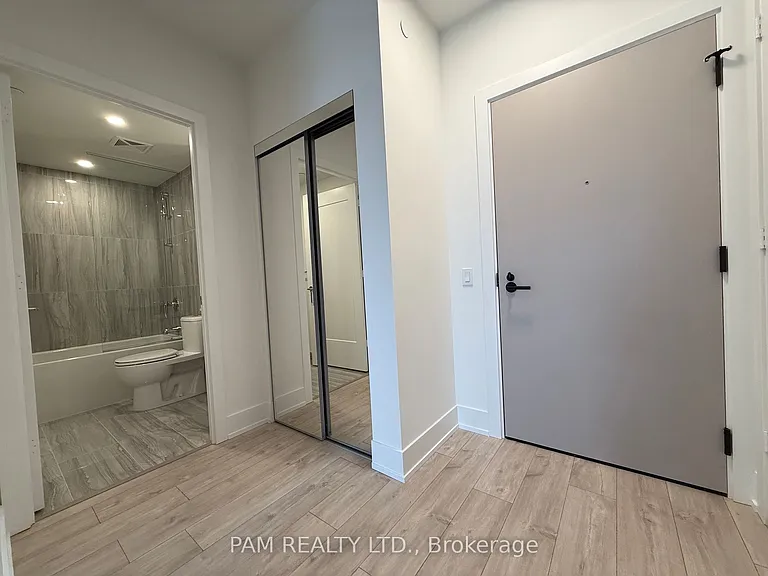 858 Dupont St #639 — Photo 11