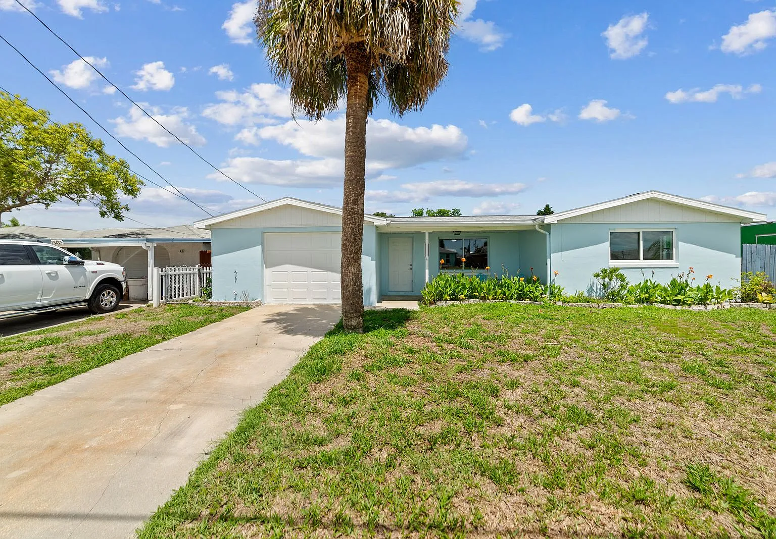 Neptune Dr 13428, Hudson - 1 — Photo 3