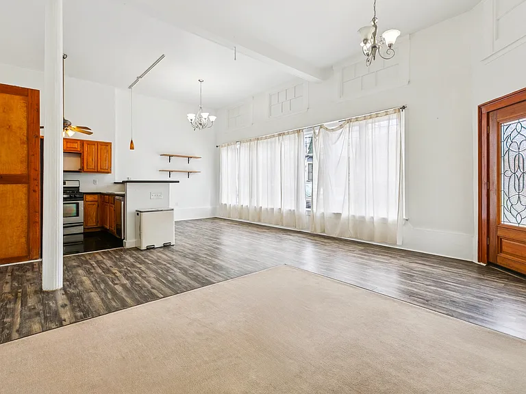 4200 Prytania St — Photo 7