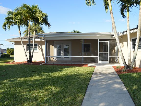 View of rear with lanai