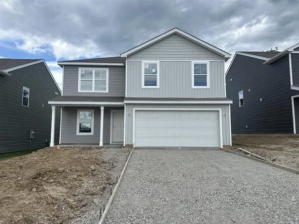 907 Sherwood Loop, Bellefontaine, OH 43311