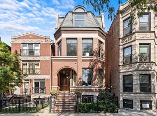 1424 W Lexington St, Chicago, IL 60607