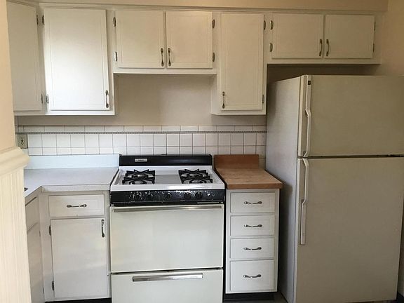 2nd image of 885 Zan Ct APT 3