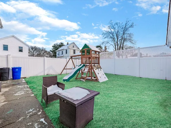 219-08 38th Avenue image 22 of 26