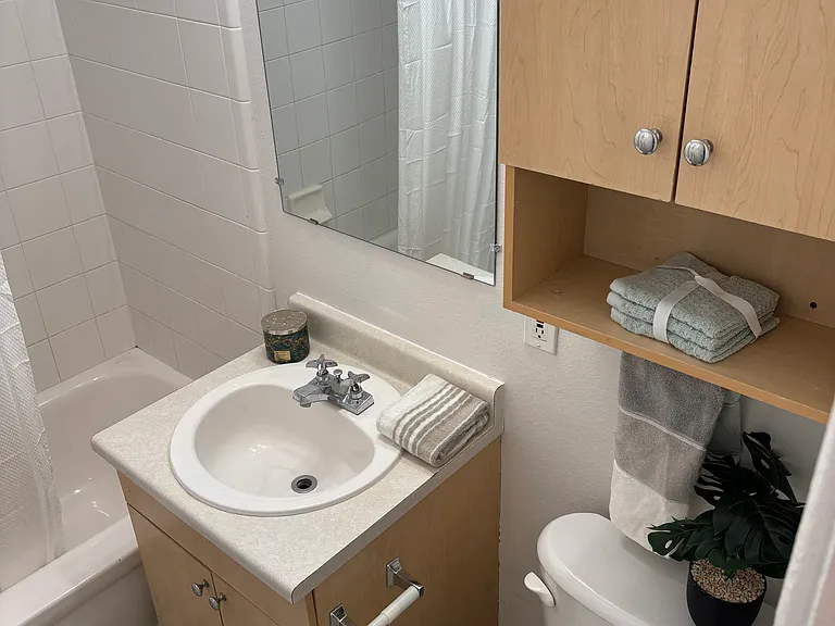 2500 S York St #303 — Photo 9